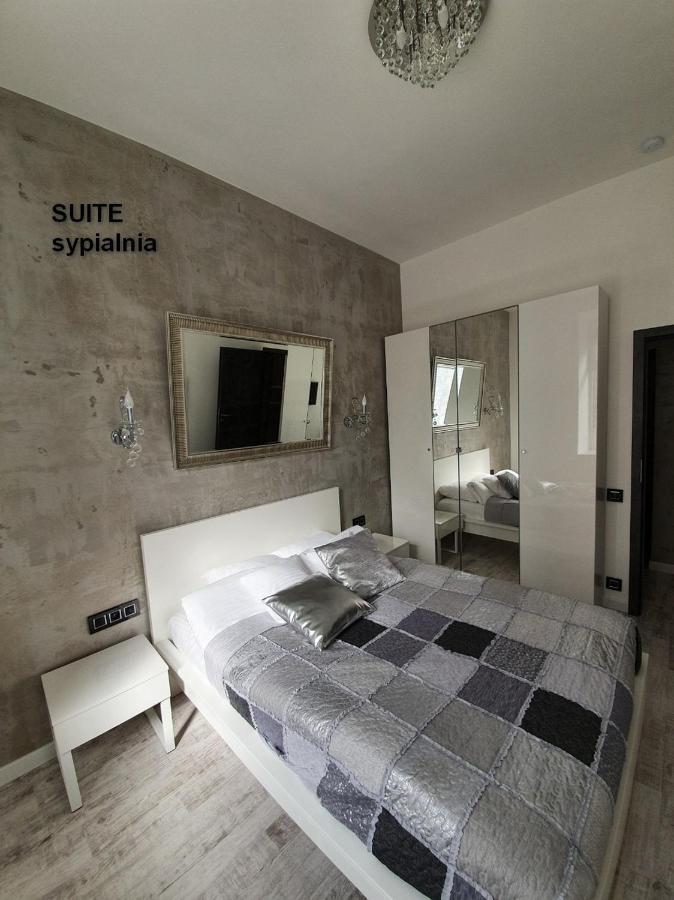 Apartamenty Centrum Z Wanna Dwuosobowa พิยอตตูร์กุฟ เทรบูนัลสกี ภายนอก รูปภาพ