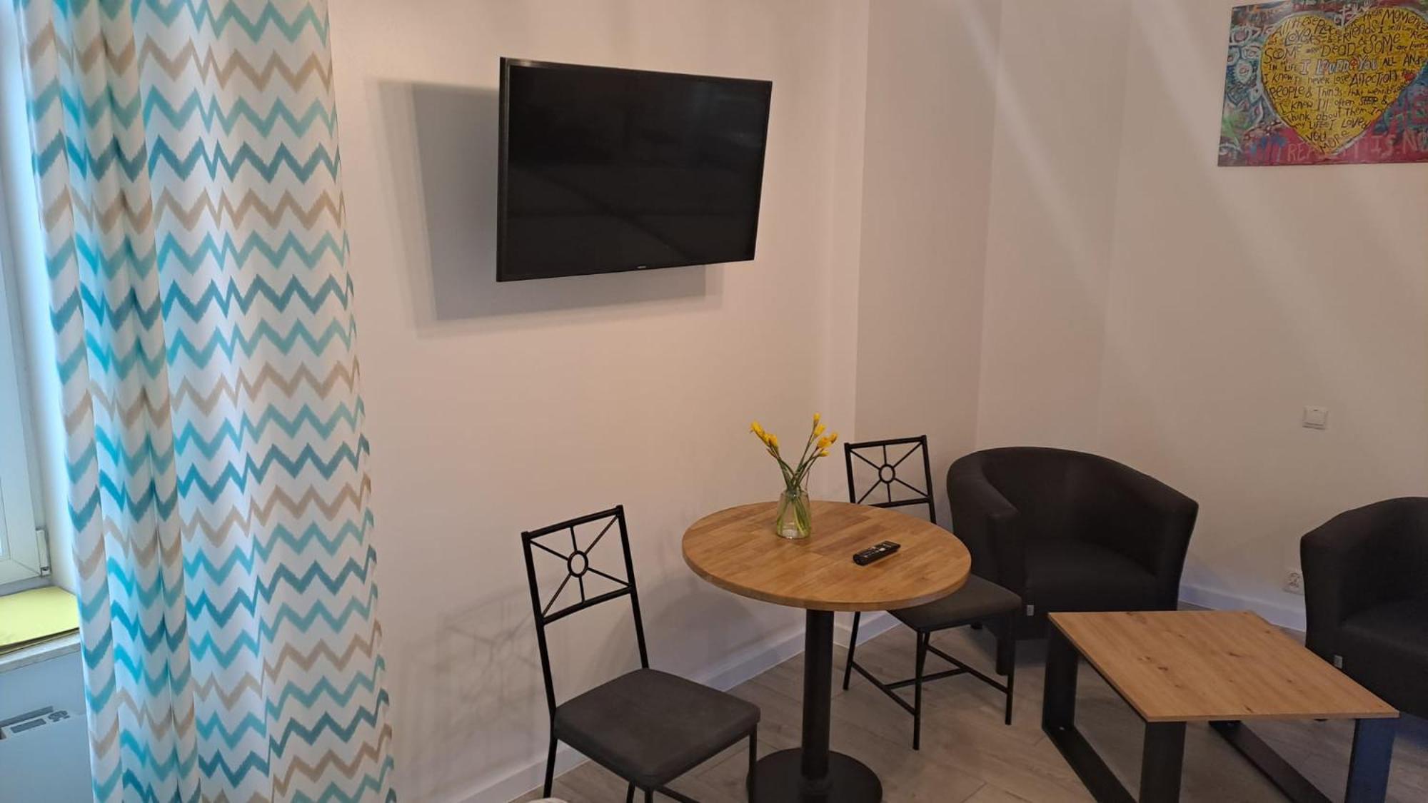 Apartamenty Centrum Z Wanna Dwuosobowa พิยอตตูร์กุฟ เทรบูนัลสกี ภายนอก รูปภาพ