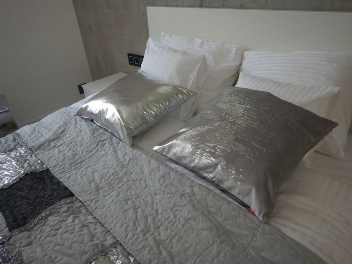 Apartamenty Centrum Z Wanna Dwuosobowa พิยอตตูร์กุฟ เทรบูนัลสกี ภายนอก รูปภาพ